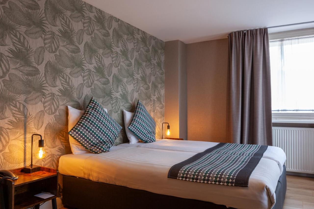 Amsterdam Hotel 3*